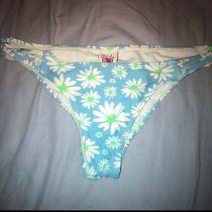 Bikini bottoms